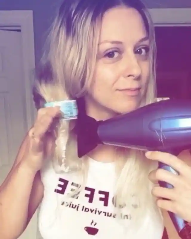 An empty plastic bottle as a hair curler