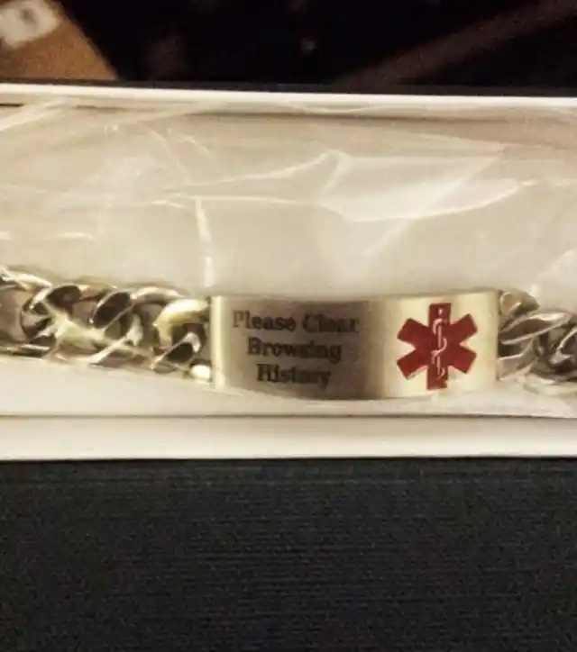 An Epic Emergency Bracelet