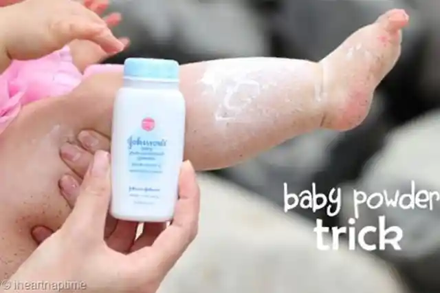 Baby powder makes removing sand easy