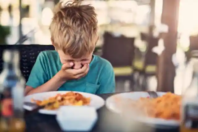 Little Boy Sits Outside Restaurant Every Day Waiting For Manager To Recognize Him