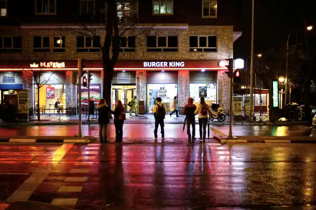 Teens Mock Boy At Burger King, Unaware They’re Being Watched