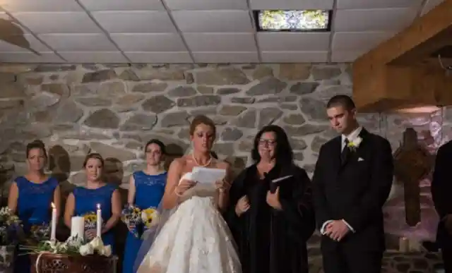 Bride In Tears Stops Her Vows To Tell Her Husband’s Ex How She Really Feels