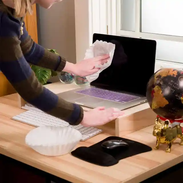 15. Make Use of Coffee Filters for Dusting