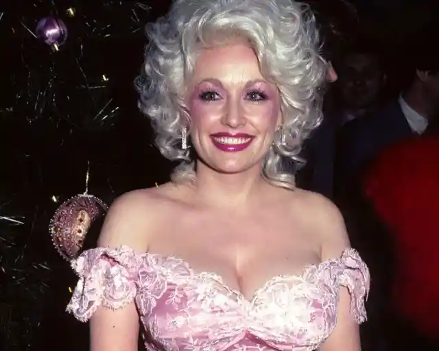 Rare Historical Photos of Dolly Parton Through the Years