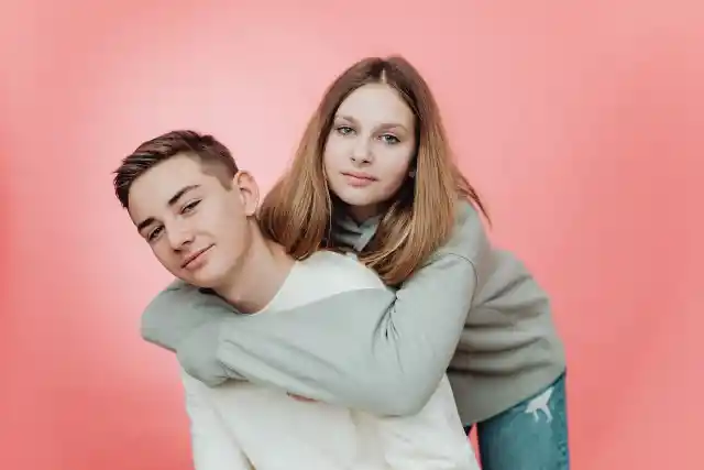 After Winning Homecoming Crown, Teen Gives It Up For Girl