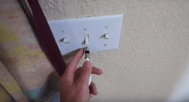 HDTV Antenna On Electrical Outlets