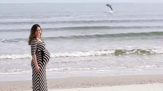 Pregnancy Photoshoot Takes An Unbelievable Turn As A Sea Creature Appears Out Of The Blue