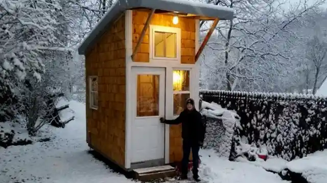 Este Niño De 13 Años Construyó Su Propia Casa Diminuta Con Sólo 1.500 Dólares