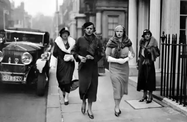 Ladies strutting- London, 1930s