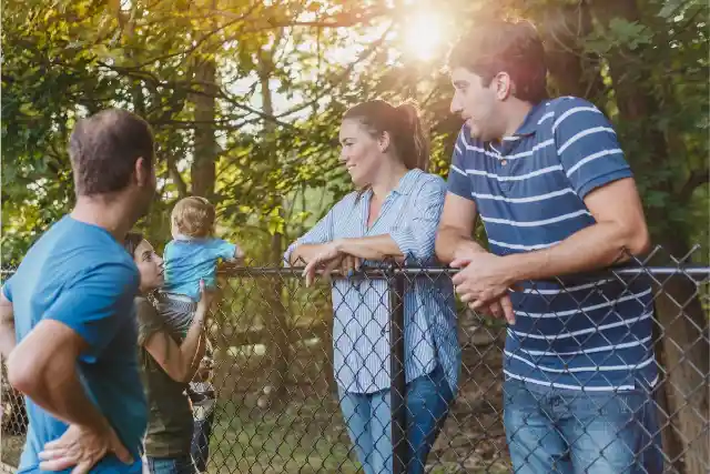 HOA Leaves Sign On Lawn, Neighbor Makes Sure They Realize Mistake