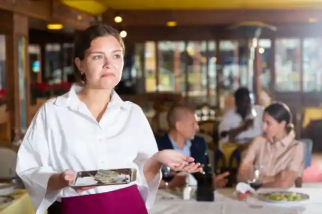 Little Boy Sits Outside Restaurant Every Day Waiting For Manager To Recognize Him