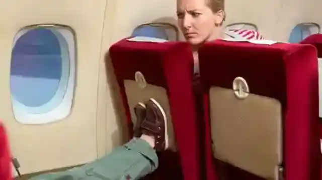 30+ Real Stories of Entitled Karens On A Flight