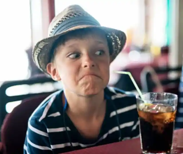 Little Boy Sits Outside Restaurant Every Day Waiting For Manager To Recognize Him