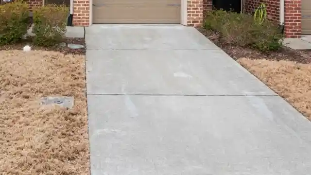 Neighbor Keeps Extending Yard Into Man's Property, Regrets It