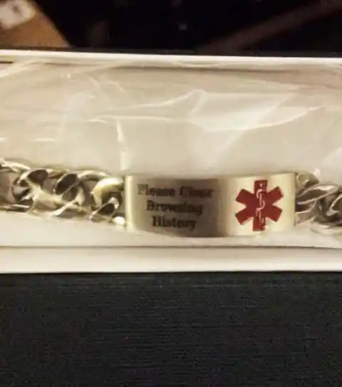 An Epic Emergency Bracelet