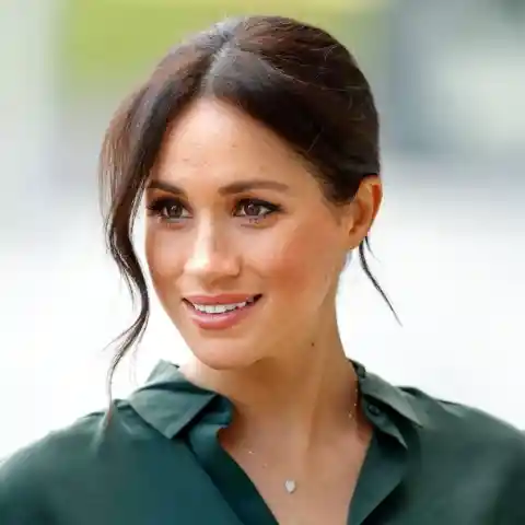 Meghan Markle, duquesa de Sussex - 5 millones de dólares