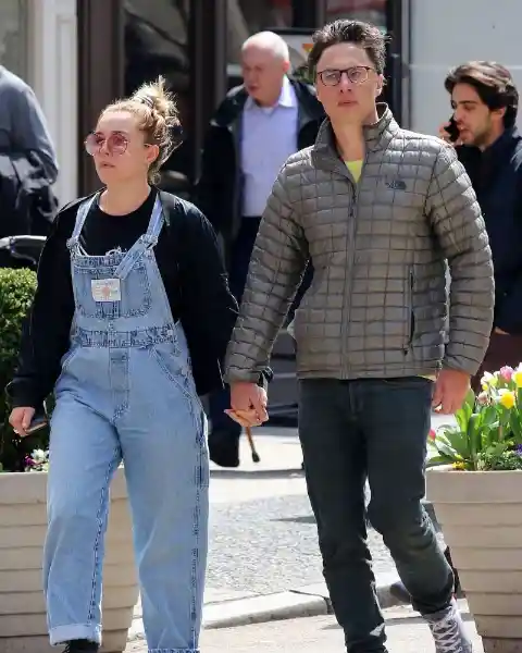 Zach Braff and Florence Pugh