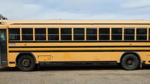 Bus Driver Won’t Let Kids Off Bus, Regrets It When Dad Shows Up