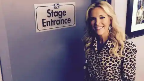 Megyn Kelly - Fuera De La Pantalla