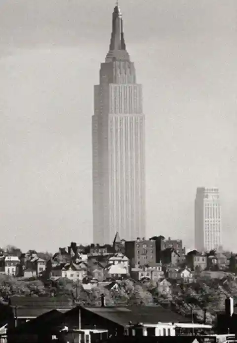 New York's First Skyscraper, 1941