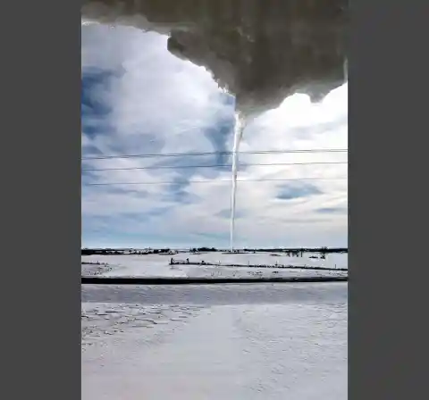 Frozen Tornado