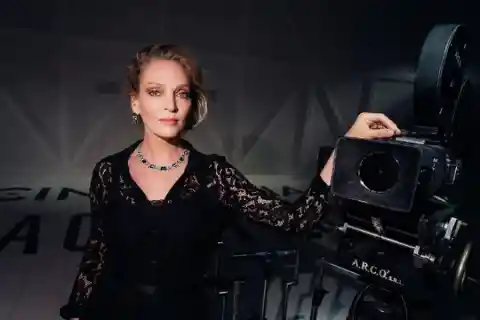 Uma Thurman - 5'11"