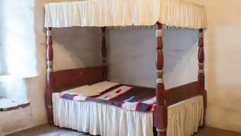 Dad Checks Daughter’s Bed After Mother-In-Law Gives It To Her, Finds Out Truth