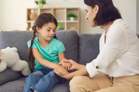 Mom Installs Hidden Camera in Bedroom After Noticing Daughter Avoids Contact with Dad