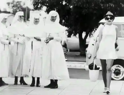 Nuns And A Fashionista,1960s