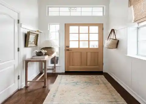 Release Odors From the Entryway