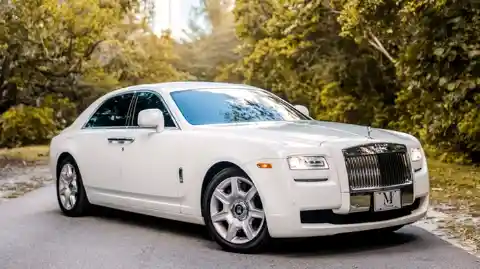 White Rolls-Royce Ghost