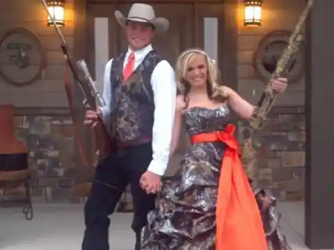 El Vestido De Novia Redneck