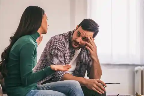 Son Sees Dad At KFC, Mother Says It’s Impossible