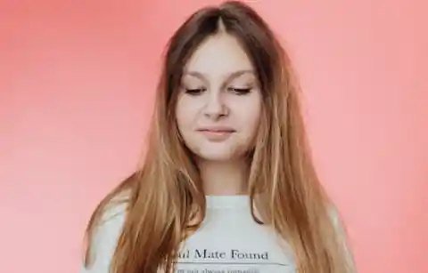 After Winning Homecoming Crown, Teen Gives It Up For Girl