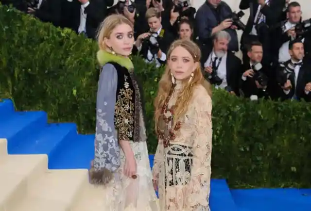 Double Trouble: The Unbelievable World of Mary-Kate and Ashley Olsen