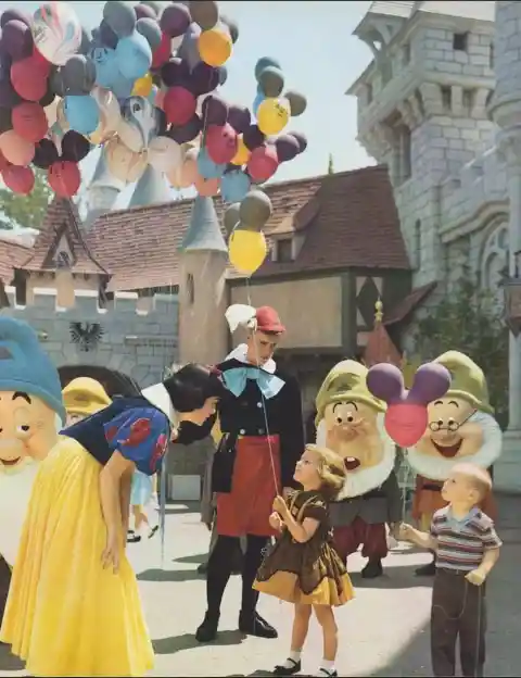 Disneyland, 1961: Children with Balloons